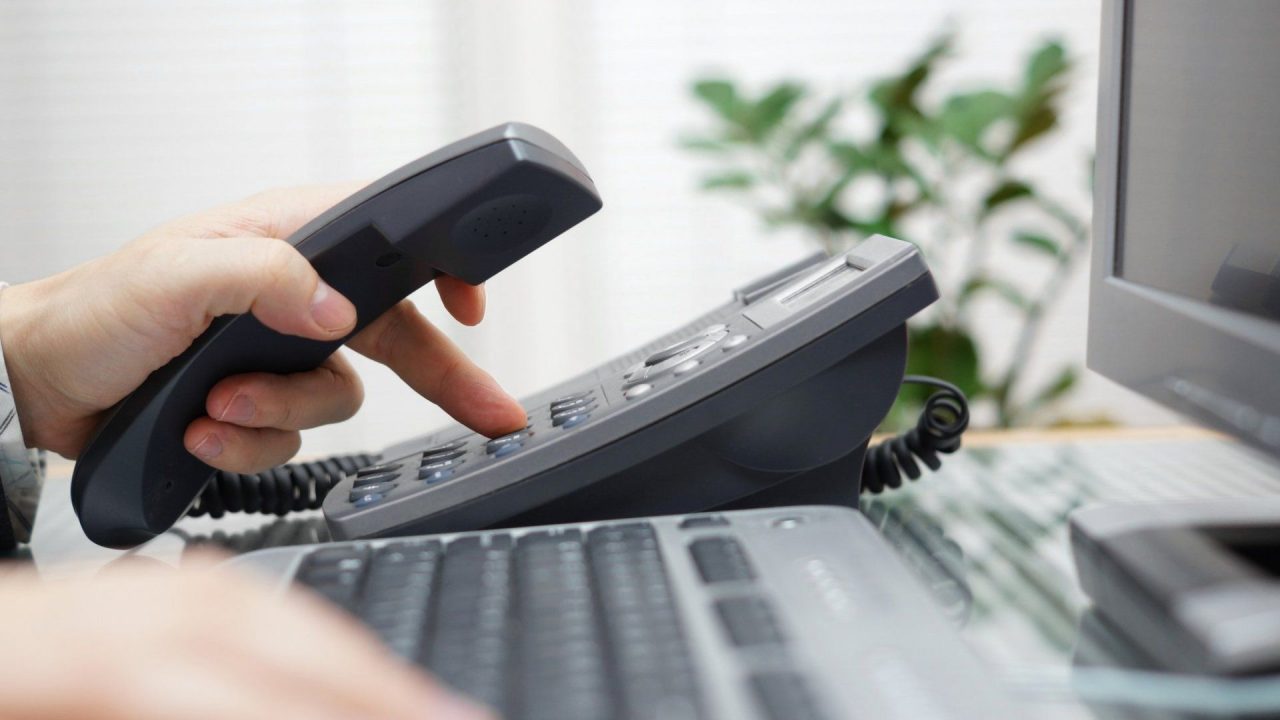 phone in office